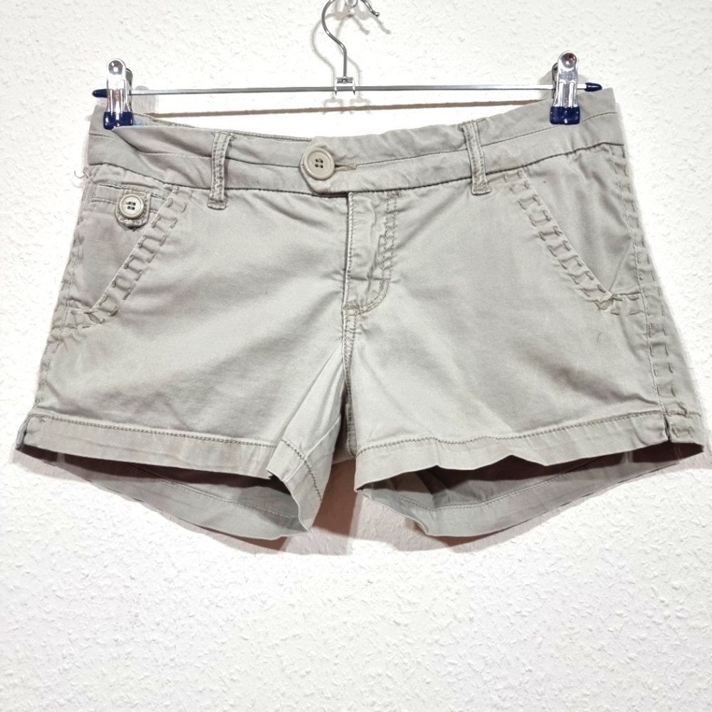 Women's Khaki Freestyle Shorts - Size 11